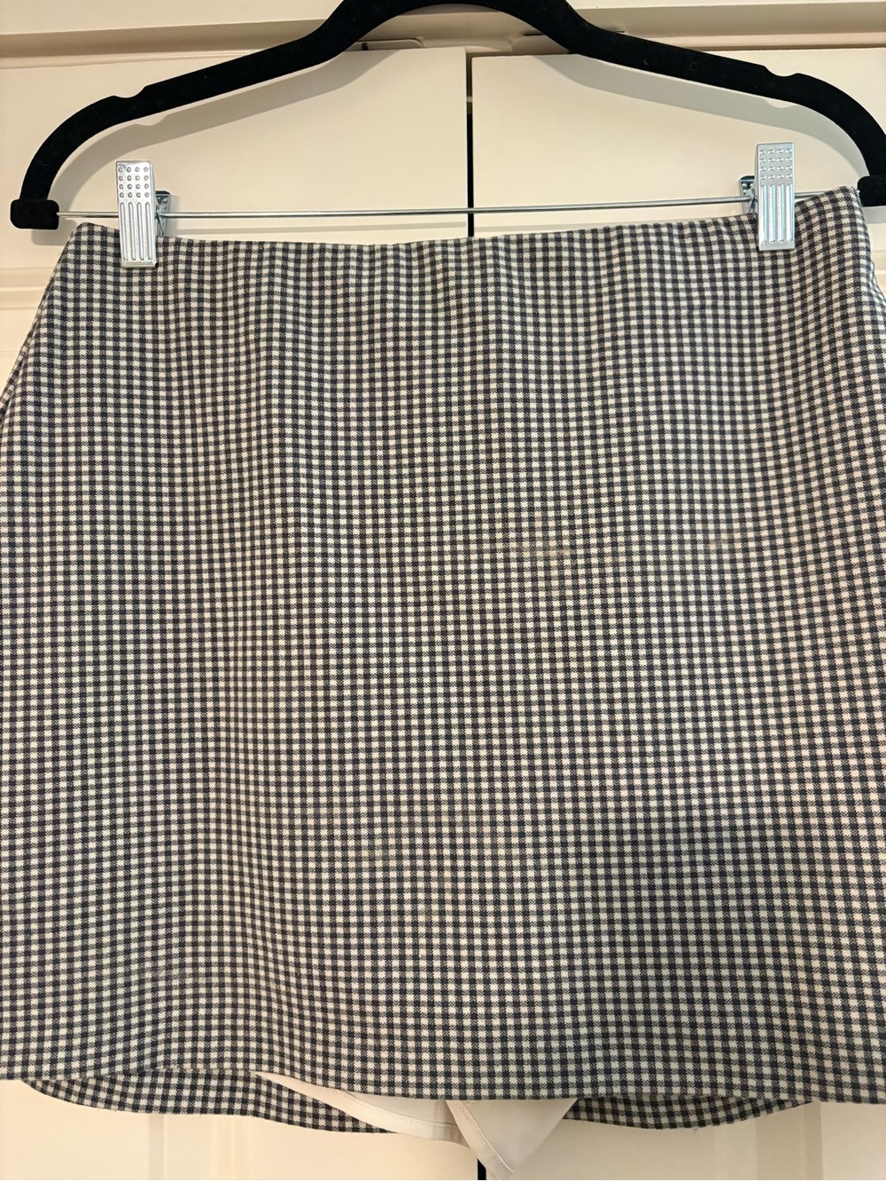 Abercrombie and Fitch Skort - Picture 2 of 6